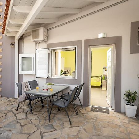 Milos Apartment Kalamaki  Extérieur photo